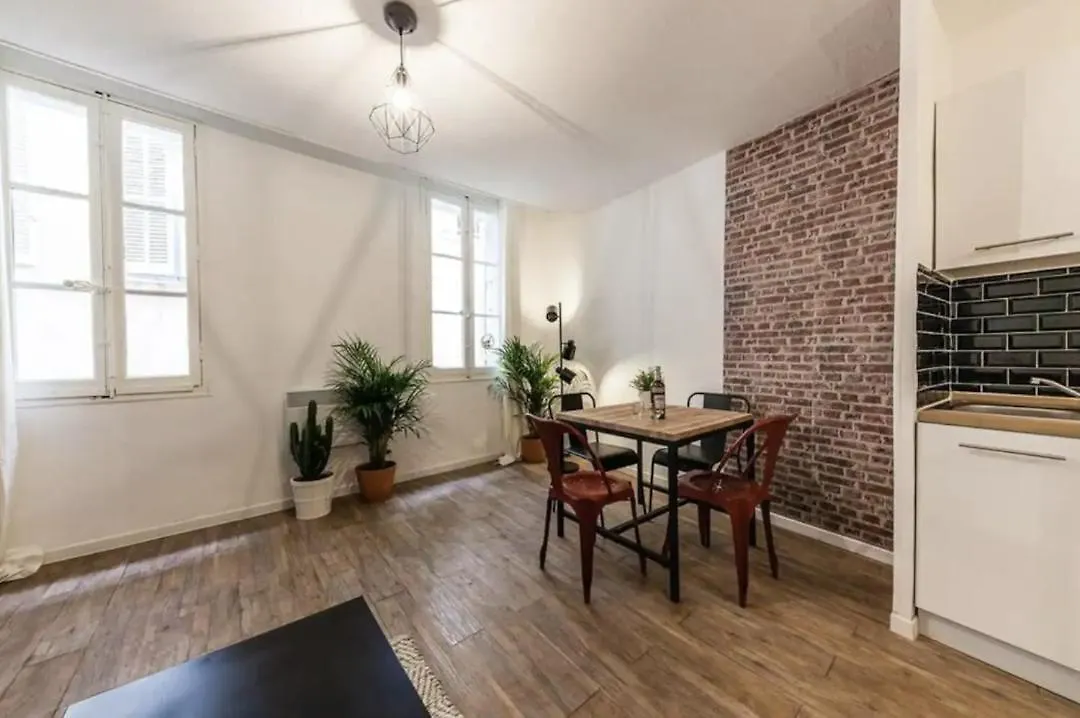 Charmant Appartement Au Panier 1Er Marseille Lejlighed